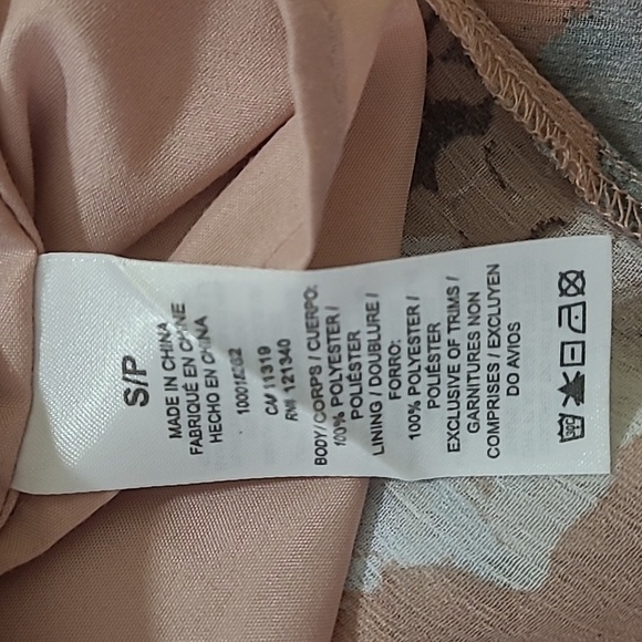 Dynamite peach floral lightweight halter neck lined slit front maxi dress - Picture 11 of 14